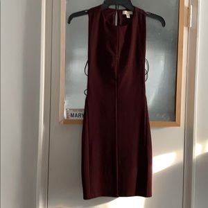 Maroon body-con mini dress.